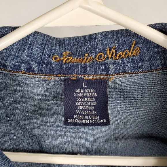 Jamie Nicole Juniors Crop Jean Jacket Sz L - Picture 6 of 6